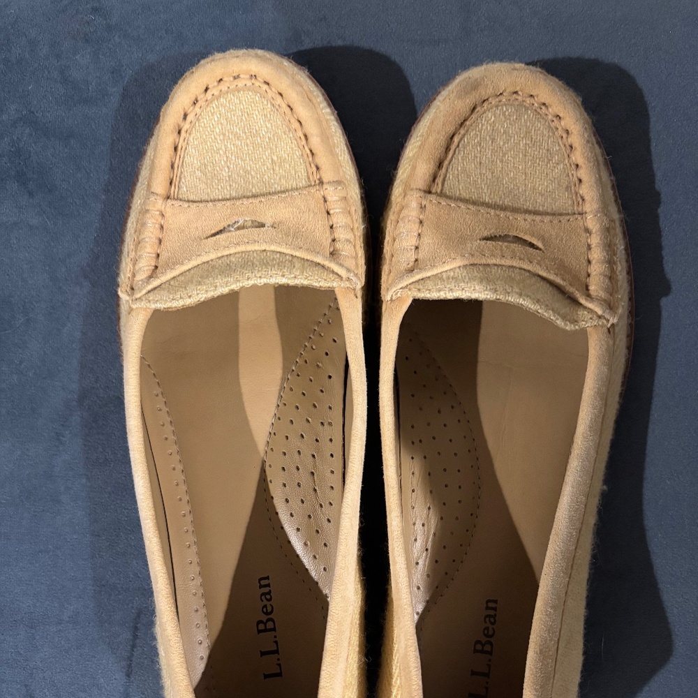 LIKE NEW L.L.Bean Loafers